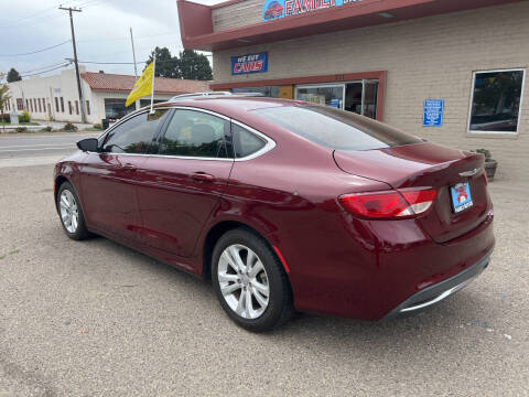 2015 Chrysler 200 Limited