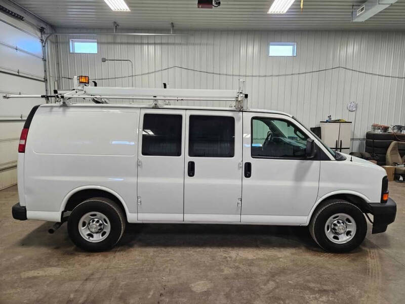 2017 Chevrolet Express 2500
