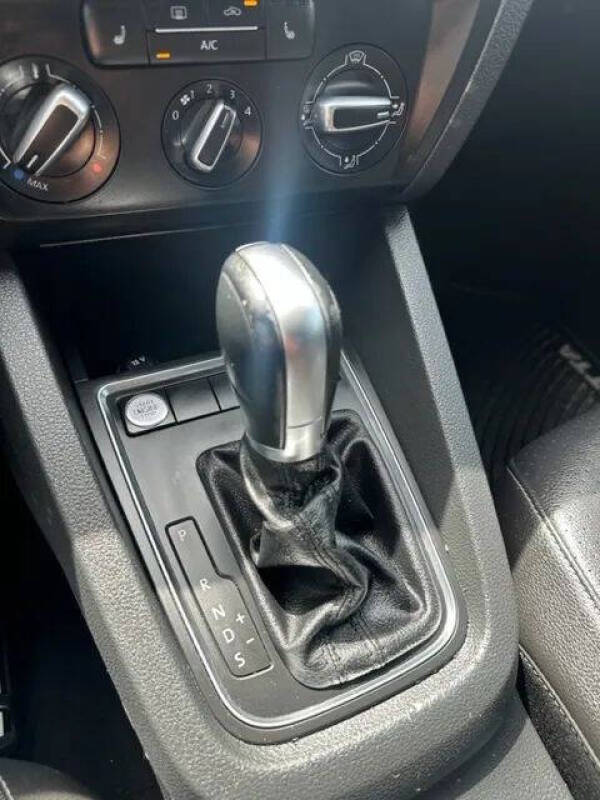 2018 Volkswagen Jetta