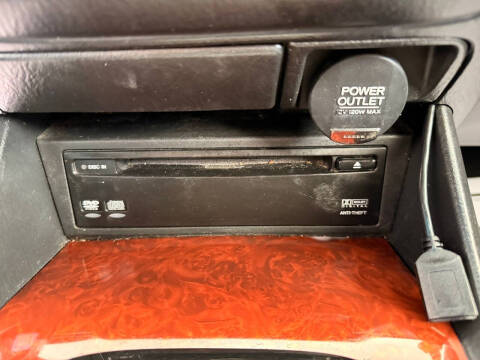 2005 Acura MDX Touring w/Navi w/RES