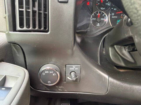 2023 Chevrolet Express 2500