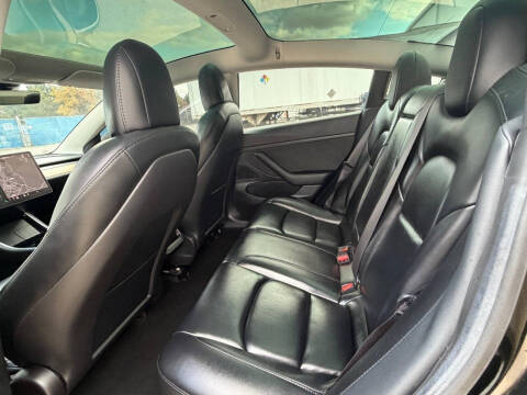 2020 Tesla Model 3 Standard Range