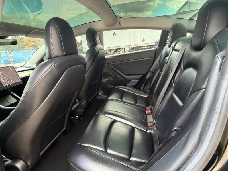 2020 Tesla Model 3 Standard Range