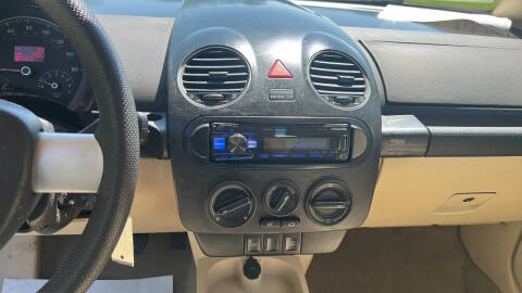 2008 Volkswagen New Beetle