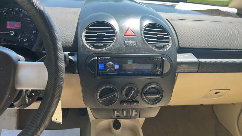 2008 Volkswagen New Beetle