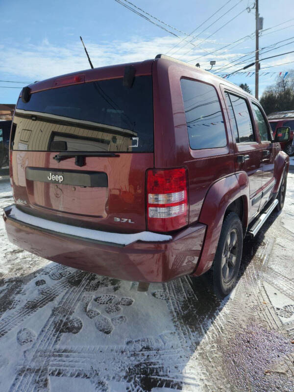 2008 Jeep Liberty Sport