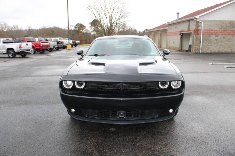2015 Dodge Challenger SXT Plus