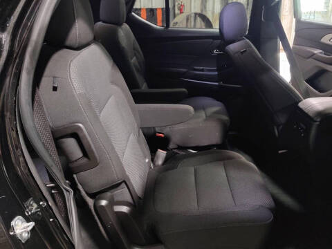 2022 Chevrolet Traverse LT Cloth