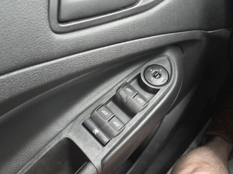 2014 Ford Escape S