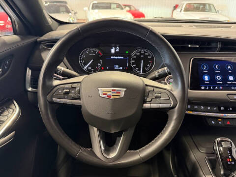 2023 Cadillac XT4 Luxury