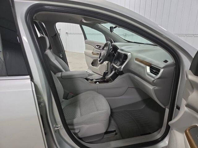 2019 GMC Acadia SLE-2