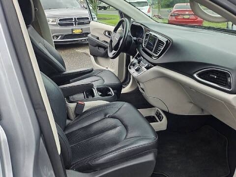 2019 Chrysler Pacifica Touring L