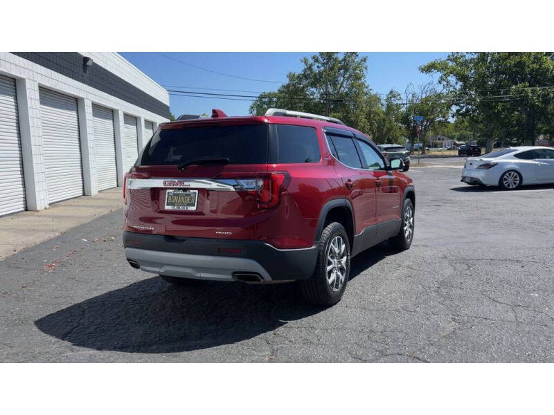2020 GMC Acadia SLT