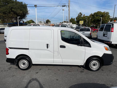 2015 Nissan NV200 SV