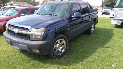 2002 Chevrolet Avalanche for sale at Music Motors in D'Iberville MS