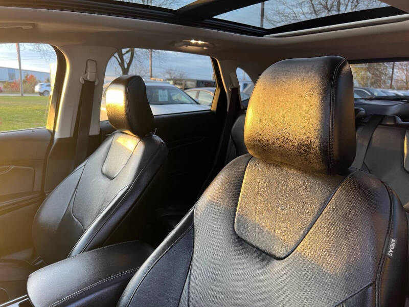 2020 Ford Edge Titanium