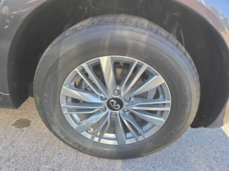 2024 Infiniti QX80 Luxe