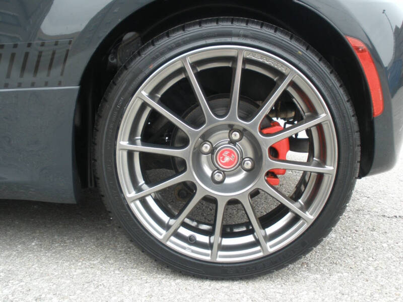 2017 FIAT 500 Abarth