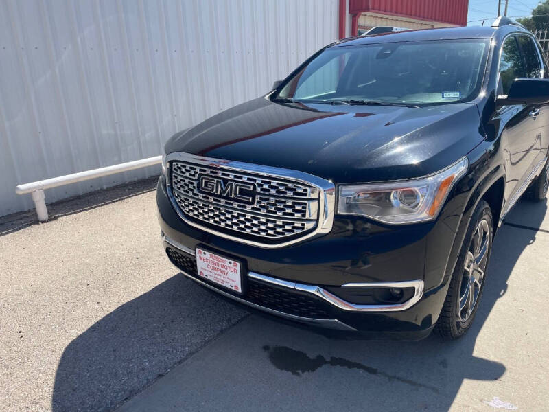2019 GMC Acadia Denali