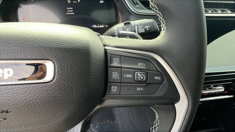 2025 Jeep Grand Cherokee Laredo X