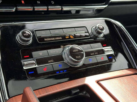 2022 Lincoln Navigator Reserve