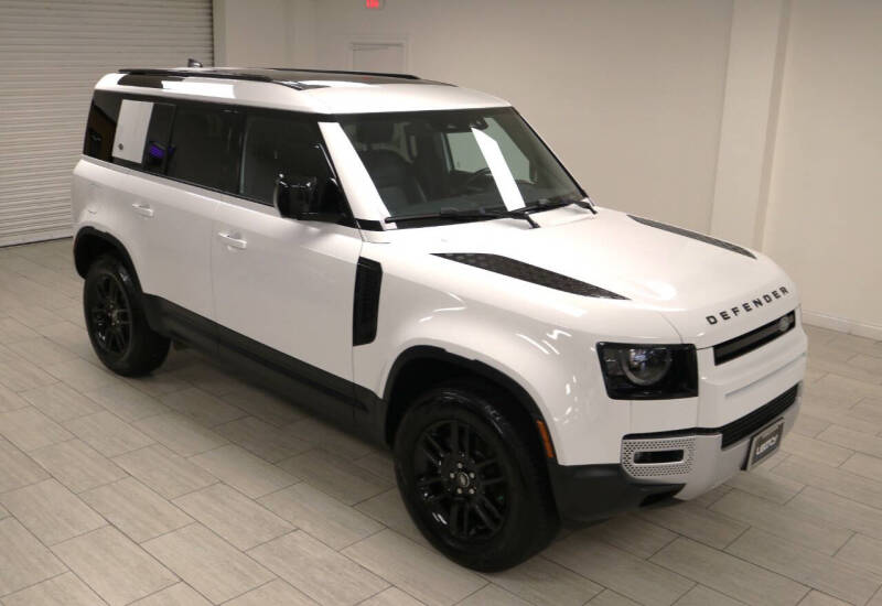 2024 Land Rover Defender 110 P300 S