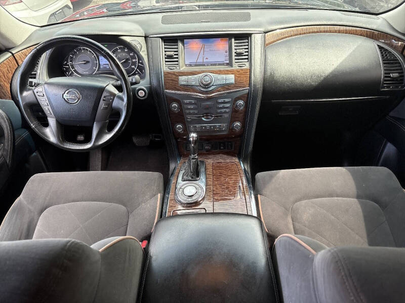 2017 Nissan Armada SV