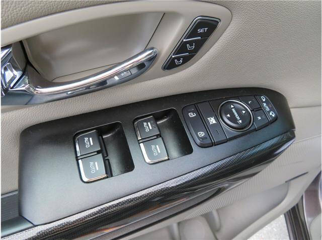2016 Kia Sedona