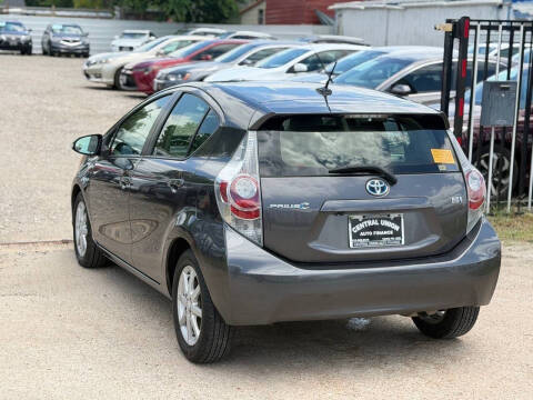 2013 Toyota Prius c Four