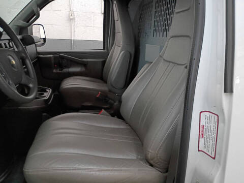 2017 Chevrolet Express 2500