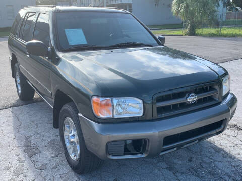 2000 Nissan Pathfinder for sale at Consumer Auto Credit in Tampa FL