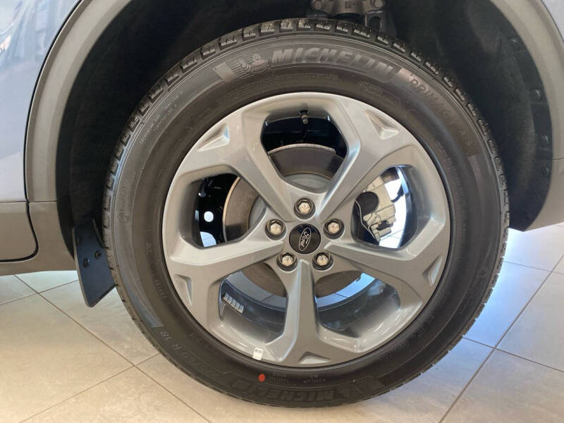 2026 Ford Escape ST-Line Select