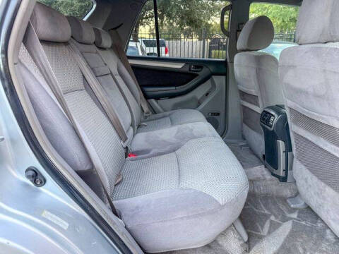 2004 Toyota 4Runner SR5