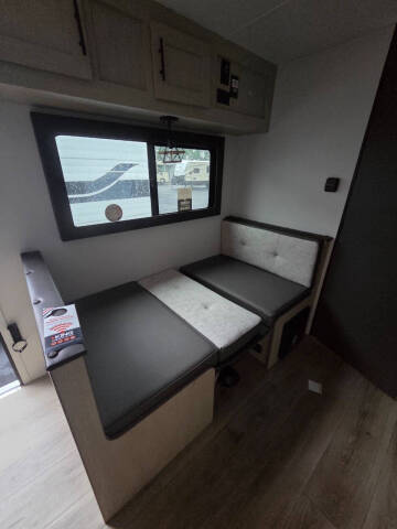2025 Shasta RV OASIS SST18FQ