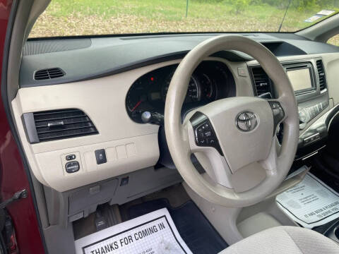 2014 Toyota Sienna