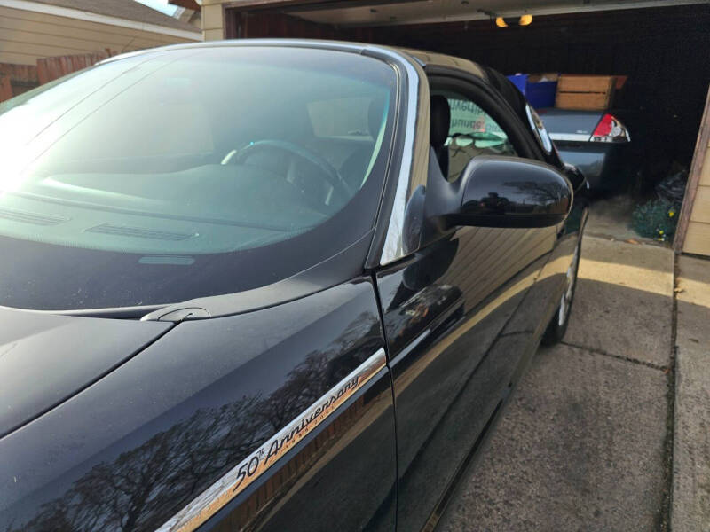 2005 Ford Thunderbird Deluxe