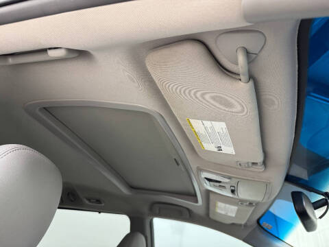 2017 Toyota Sienna XLE Premium 8-Passenger