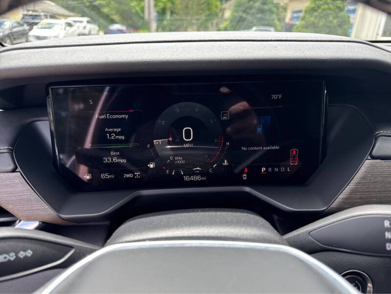 2025 GMC Acadia Denali