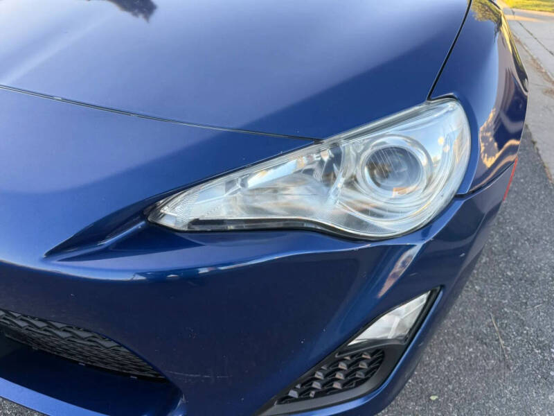 2013 Scion FR-S