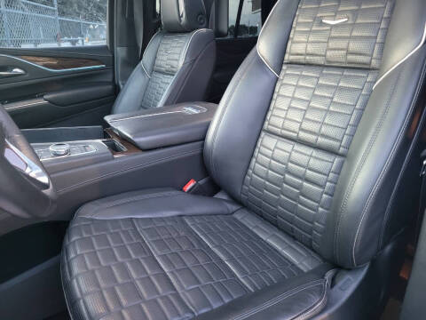 2022 Cadillac Escalade Sport Platinum