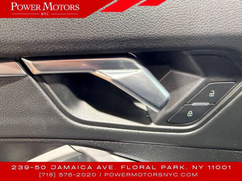 2020 Audi Q3 quattro S line Prem Plus 45 TFSI