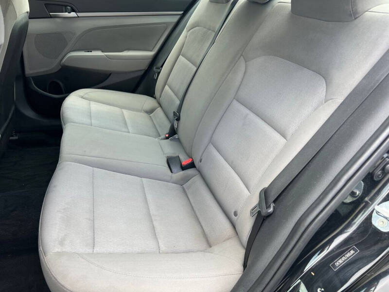 2018 Hyundai Elantra