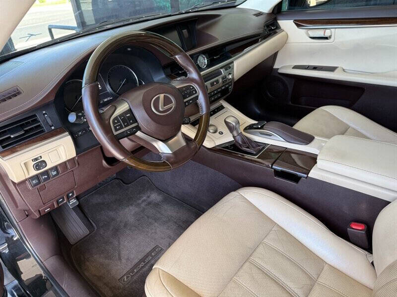 2016 Lexus ES 350