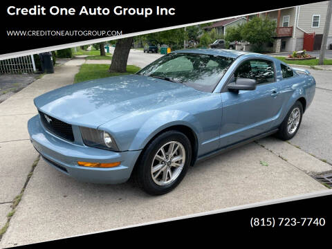 2005 Ford Mustang for sale at Credit One Auto Group inc in Joliet IL