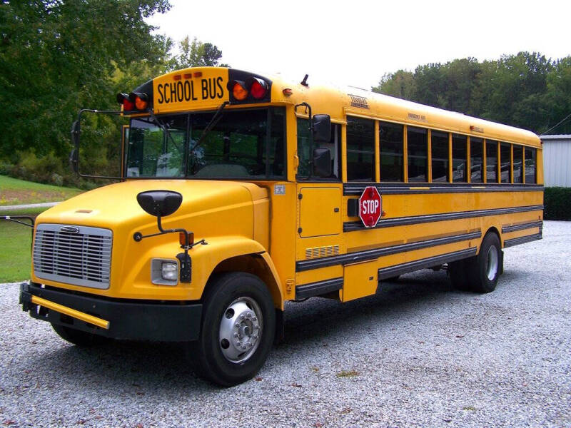 2005 Freightliner FS65 Chassis