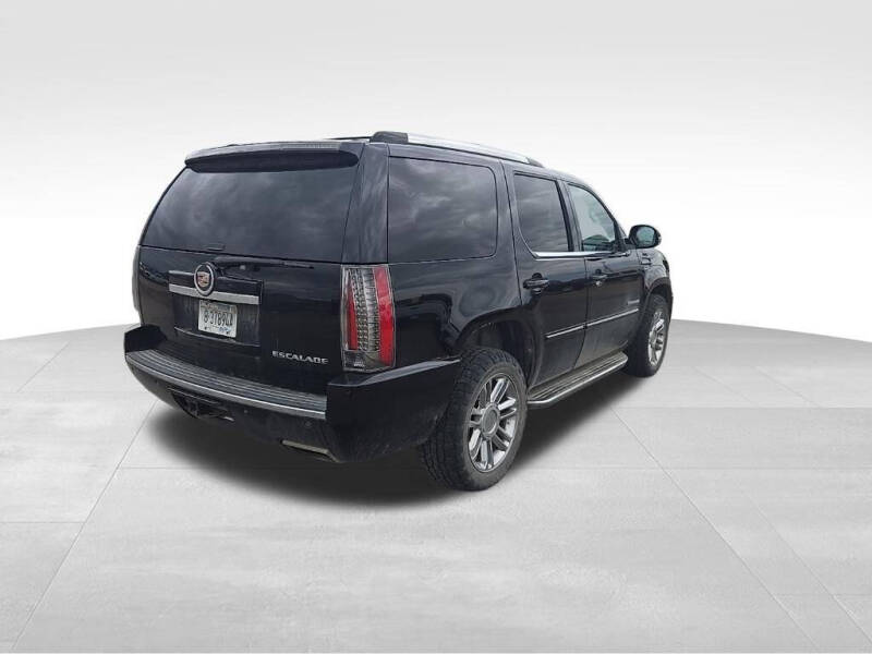 2013 Cadillac Escalade Luxury