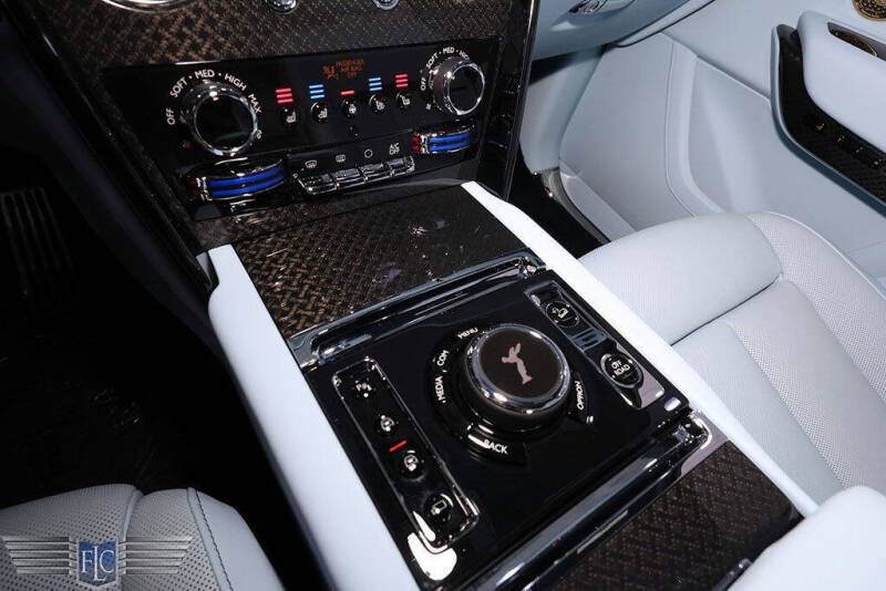 2023 Rolls-Royce Black Badge Cullinan