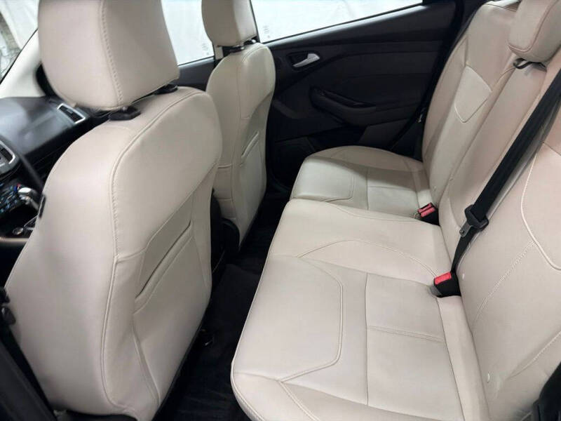 2017 Ford Focus Titanium