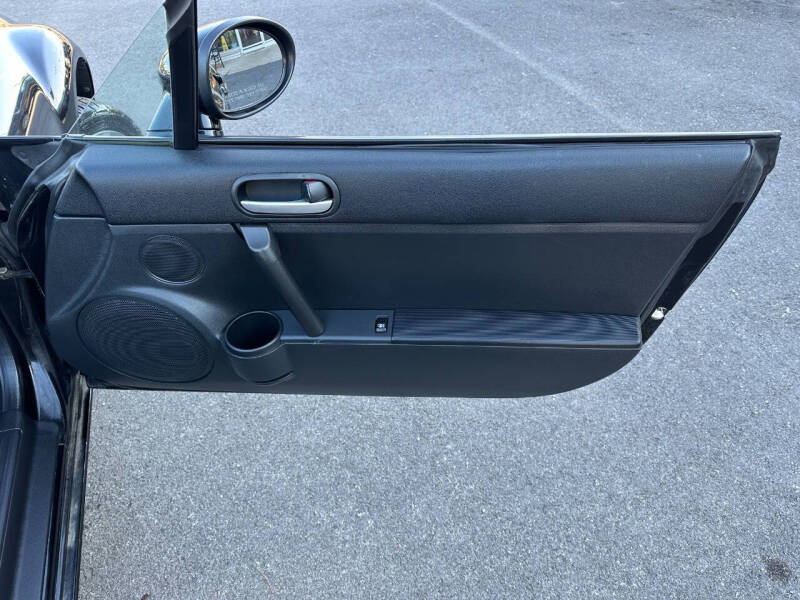 2006 Mazda MX-5 Miata Sport