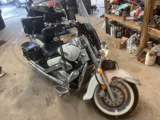 2003 Suzuki VOLUSIA